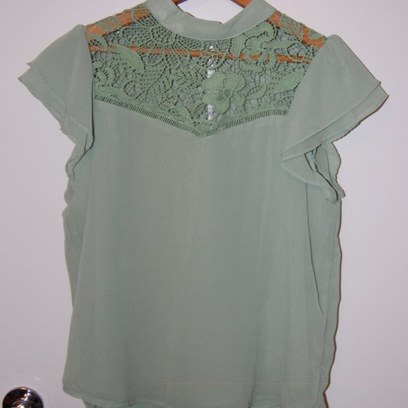 RolyPoly Size S Blouse - Picture 8 of 9